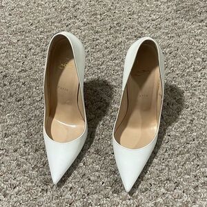 Christian Louboutin So Kate White Heels - Excellent condition, worn a few times